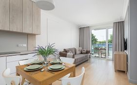 Green Square Apartments Swinoujscie By Noclegi Renters